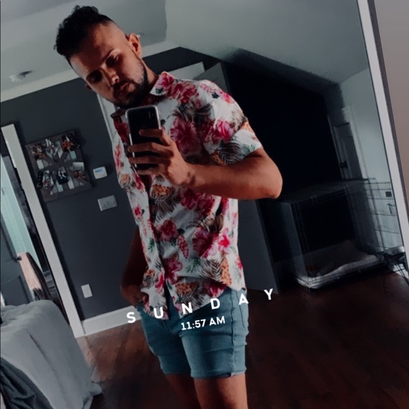 Meet your Posher, Maximiliano - Picture 2 of 6